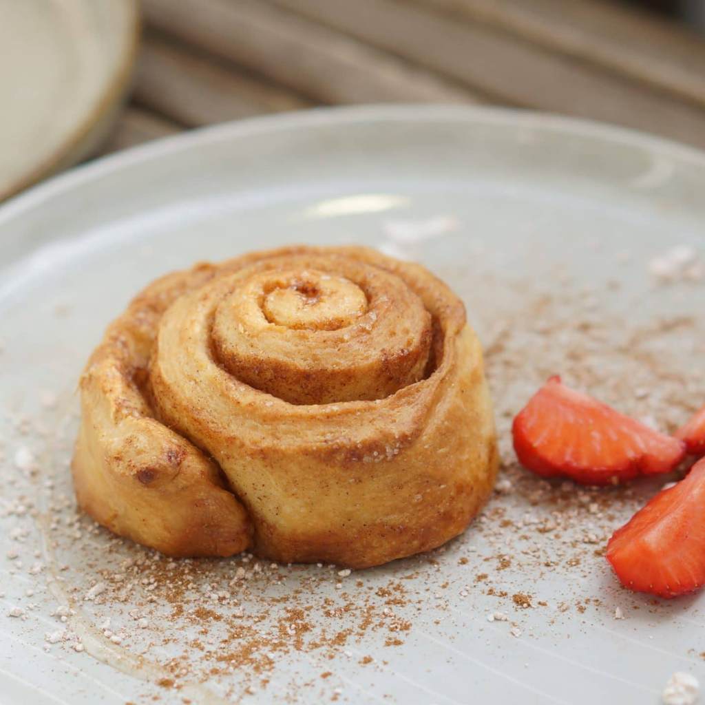 Cinnamon Roll — Bread & Buns