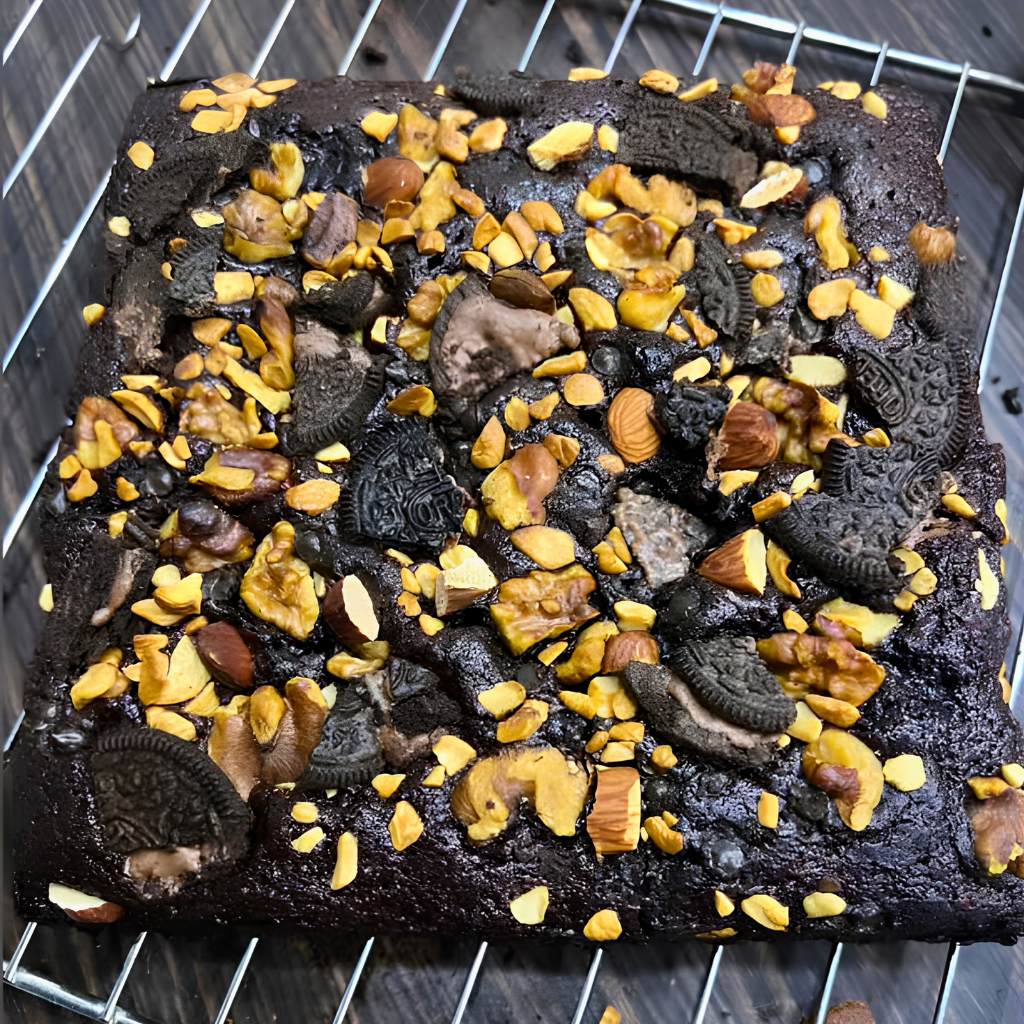 Hot Chocolate Fudge — Brownie
