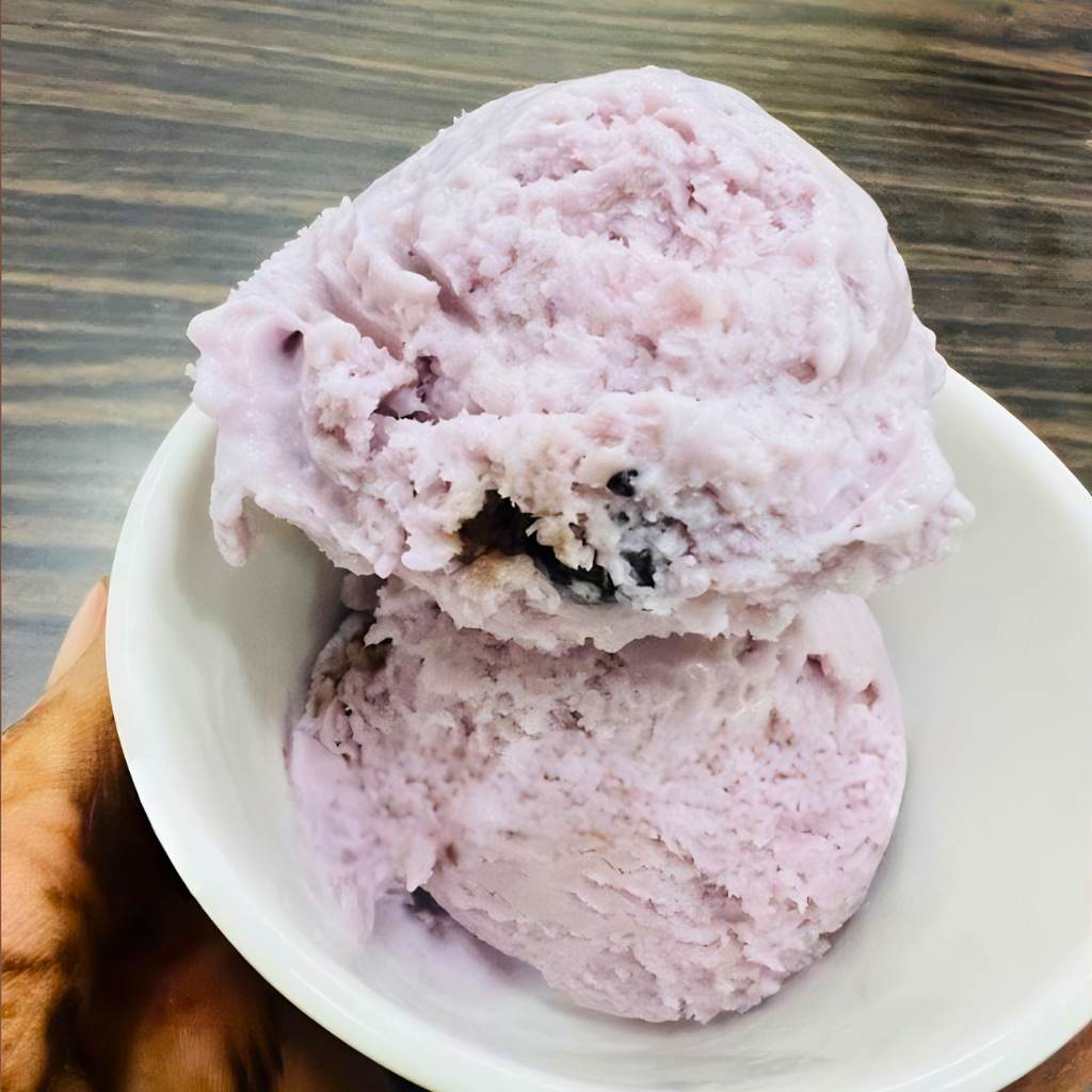 Black currant — Ice Creams